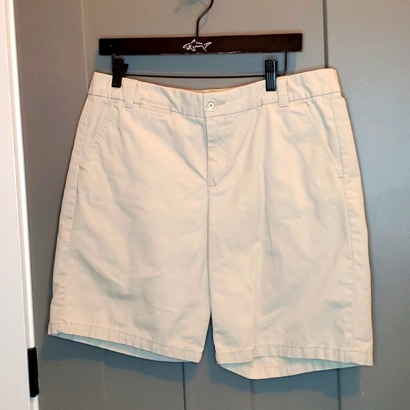 GAP Shorts Shorts New Gap Brand Ladies Khaki Shorts Sz Poshmark